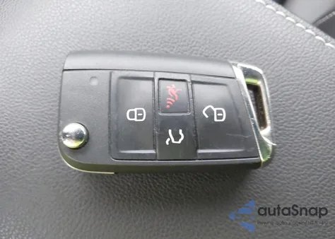 2021 Volkswagen Tiguan 2.0T Se/2.0T Se R-Line Black/2.0T Sel from USA, damaged, VIN 3VV2B7AX6MM069268